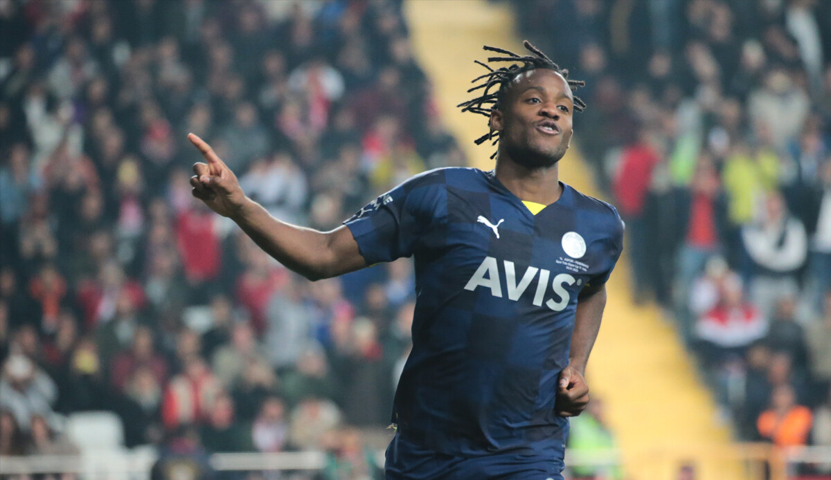 Batsman'dan sevgilerle... Fenerbahçe, Hatay'ı da devirdi görseli
