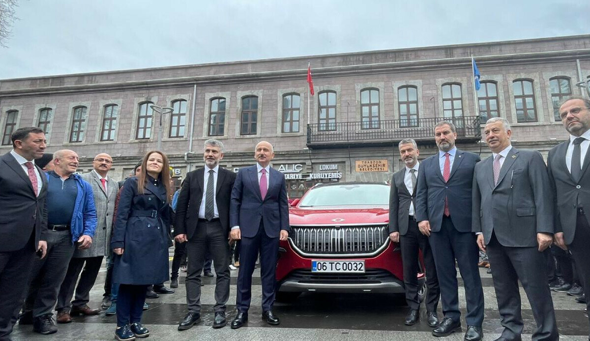 Bakan Karaismailoğlu’ndan Togg mesajı: Bütün dünya yollarında seyahat edecek görseli