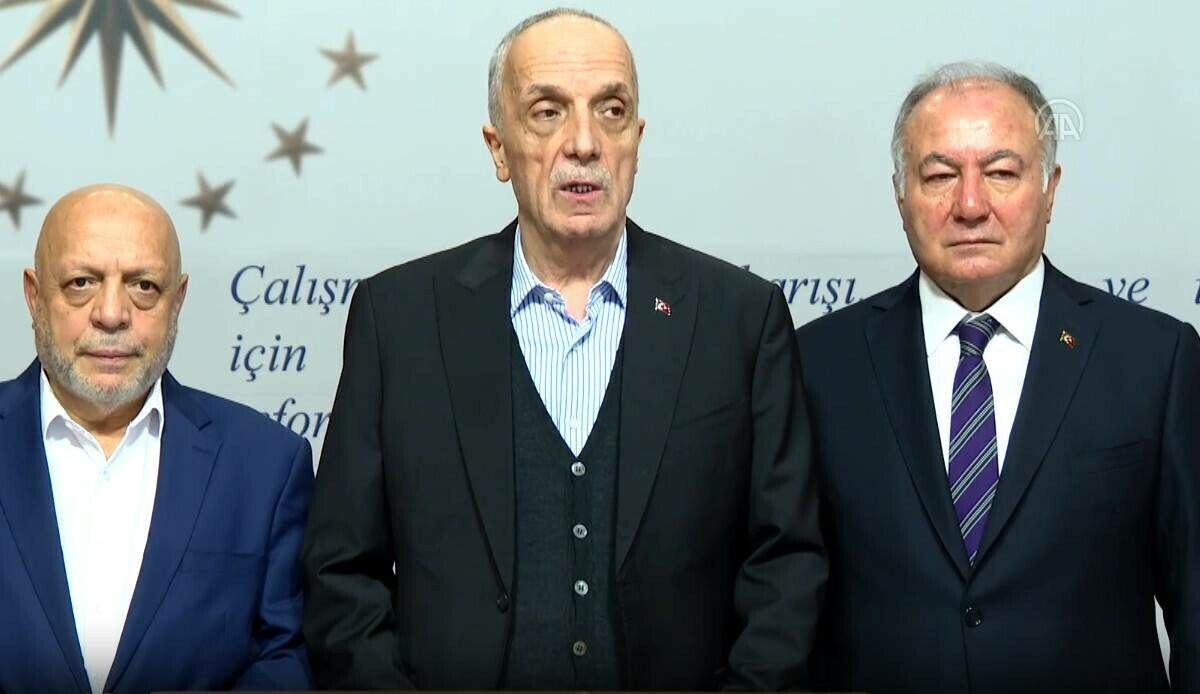 Son Dakika: Hükümetten kamu işçileri için yeni teklif! 12 bin lira tavan ücret önerildi görseli