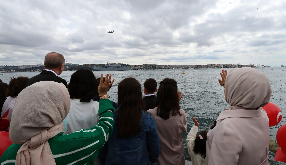 TCG Anadolu dosta güven verirken, düşmana korku salıyor görseli