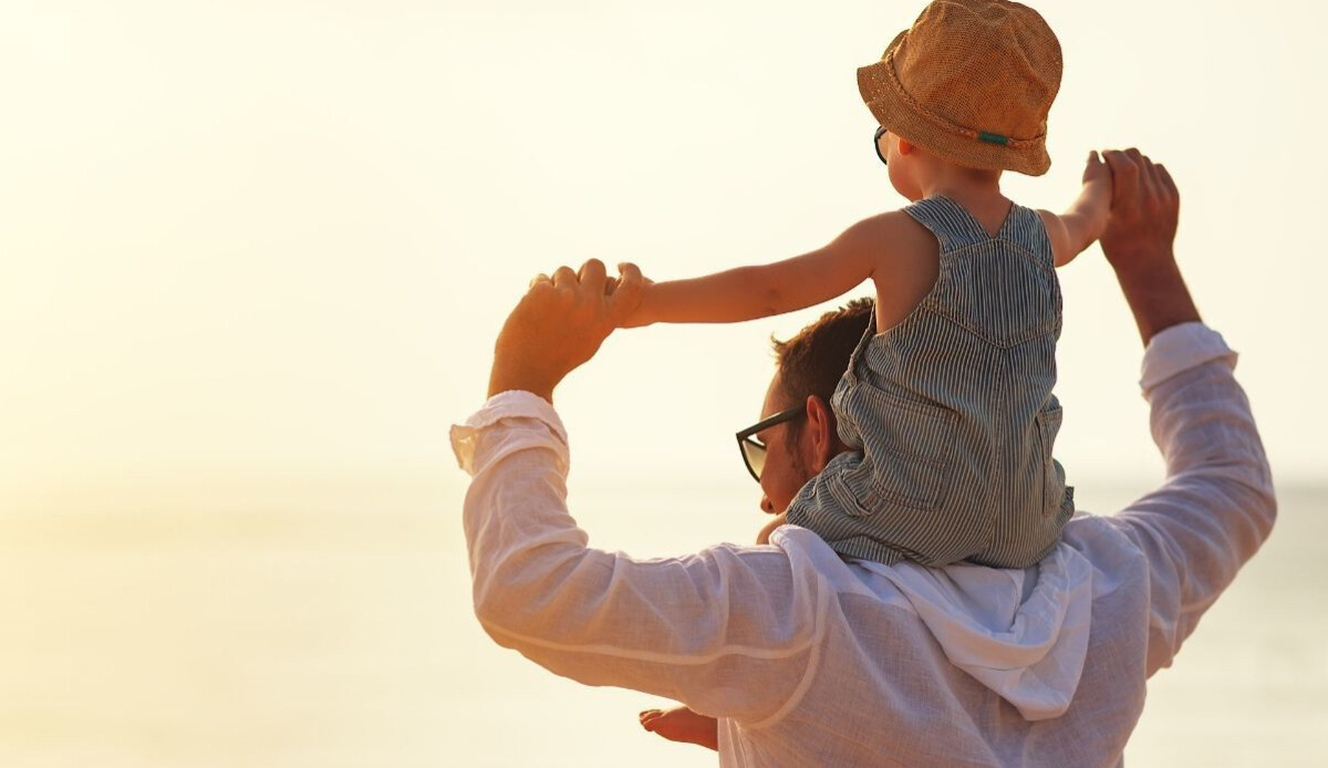 BABALAR GÜNÜ HEDİYESİ ÖNERİLERİ 2023 | Farklı, anlamlı, duygusal bütçe dostu babalar günü hediyesi önerisi! görseli