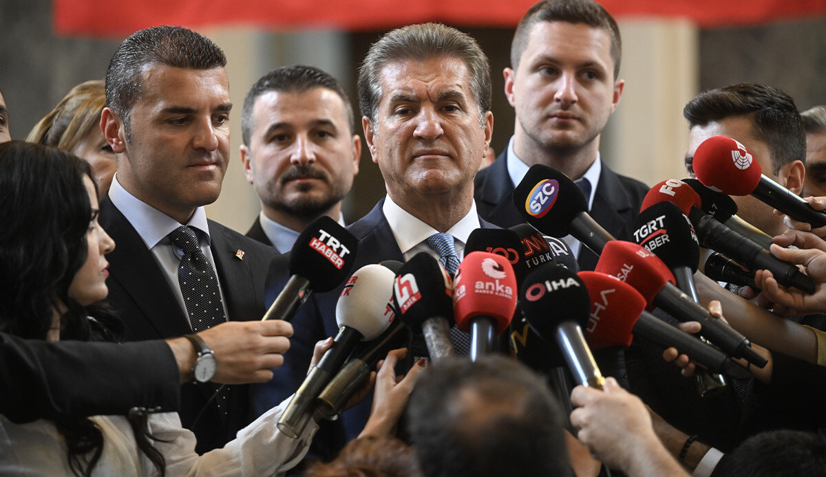 'Vefa' eleştirisinin ardından Mustafa Sarıgül kararını açıkladı: TDP, CHP'ye katılıyor görseli