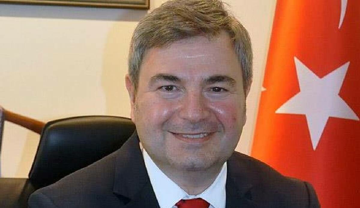 Denizde kalp krizi geçirdi! Türkiye'nin Lizbon Büyükelçisi Karagöz hayatını kaybetti görseli