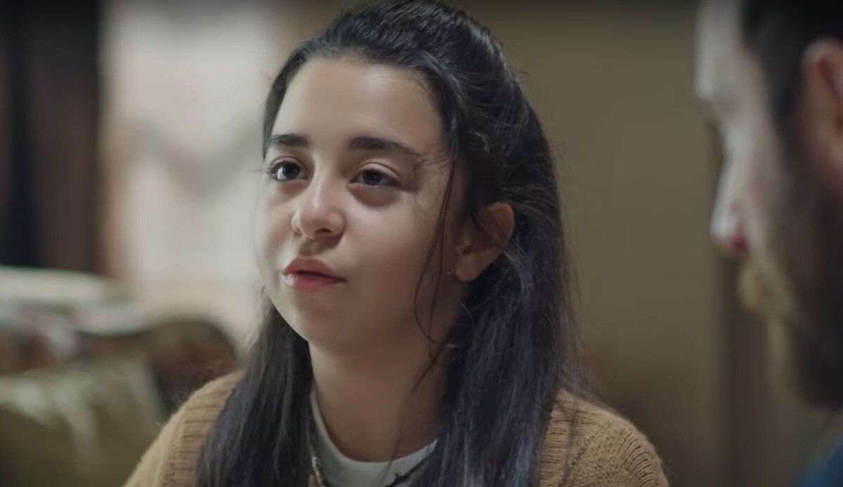 Beren Gökyıldız’ın yıldızıyla parlayan Yeşil Vadi’nin Kızı: İzleyiciler ikiye bölündü! görseli