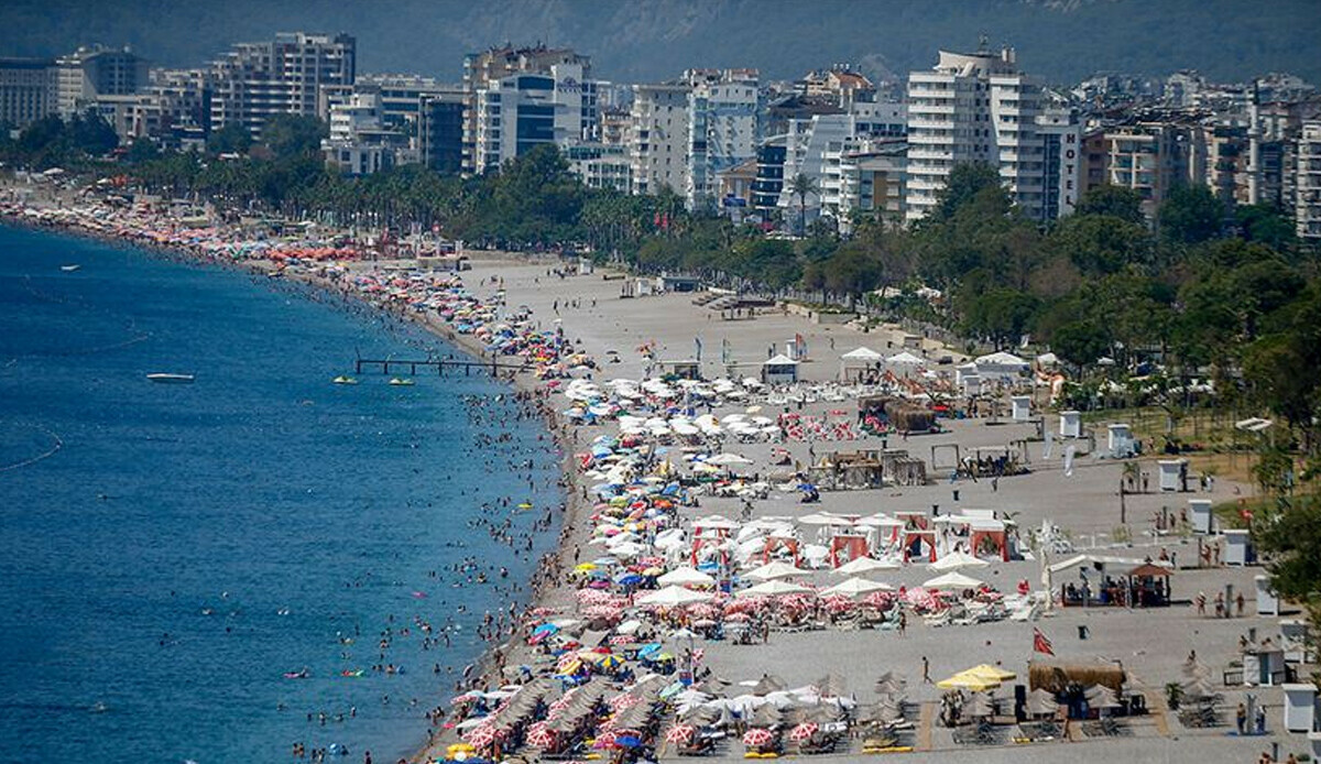 Ruslar satın aldıkları evi eşe dosta kiraladı görseli