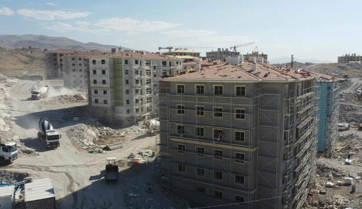 Malatya’da kalıcı konutlarda sona doğru… Teslim tarihi belli oldu! görseli