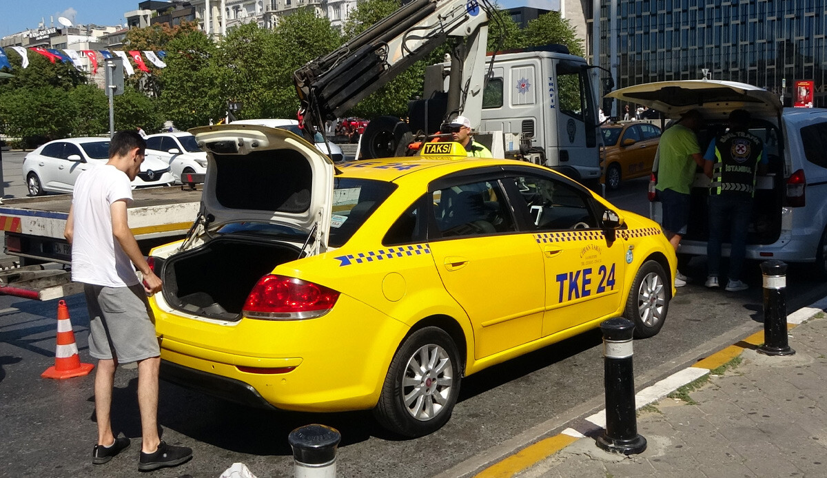 Taksiciden cezaya ilginç tepki: Arabayı bağlayın, beni zincire vurun görseli