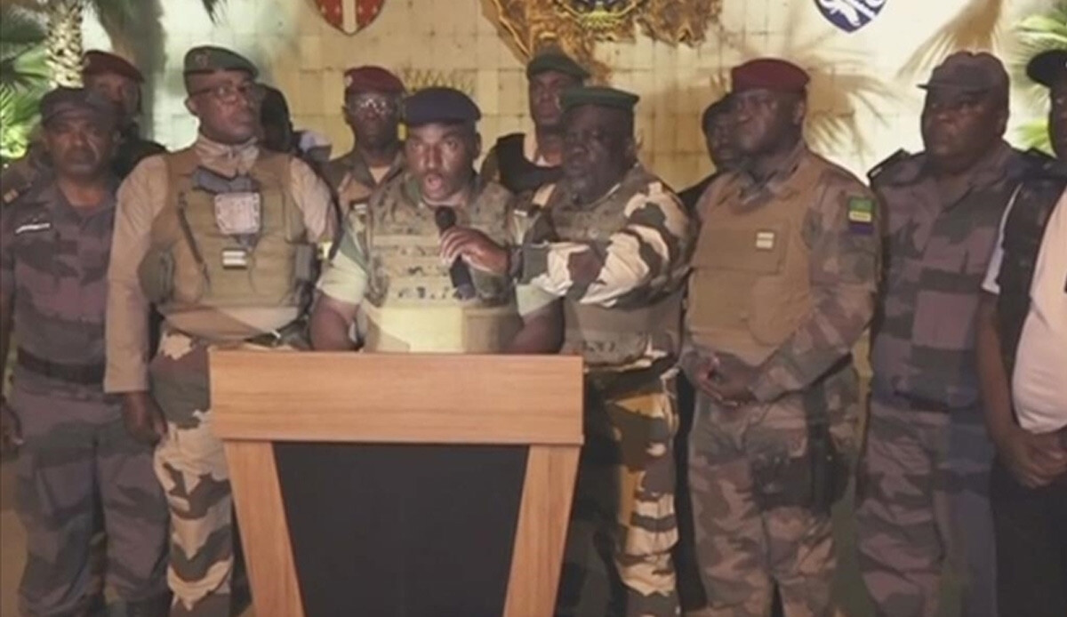 Gabon'da darbeci lider konuştu: Bongo artık emekliye ayrıldı görseli