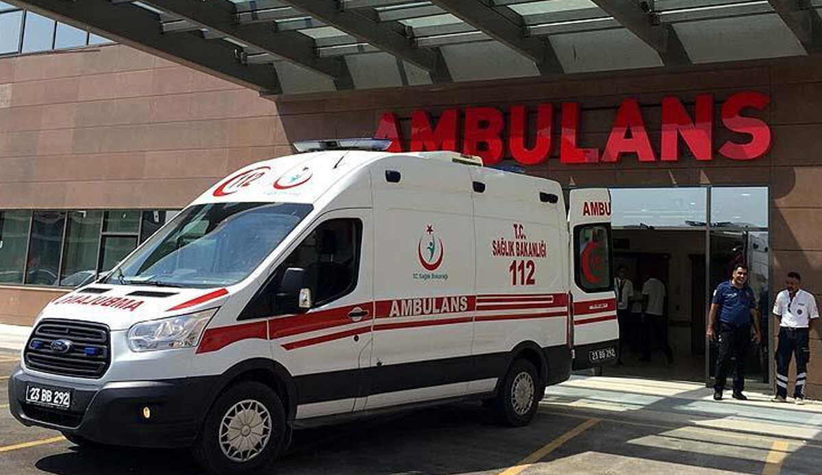 Üsküdar’da alkollü şahsa meydan dayağı kamerada! görseli