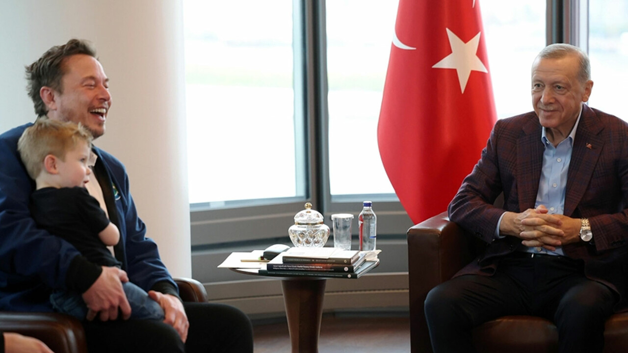 Erdoğan'ın Elon Musk'tan talebi dünya basınında! Türkiye'de Tesla fabrikası... görseli