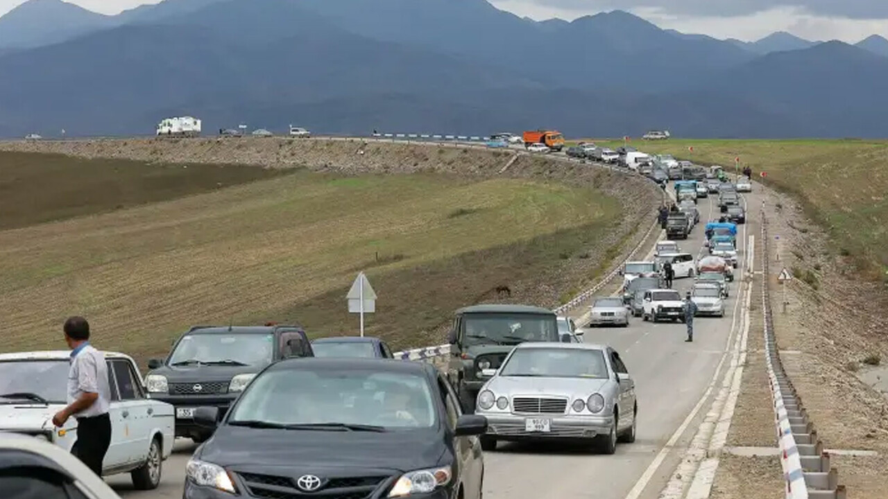 Karabağ'dan Ermenistan'a taşınan kişi sayısı 65 bini geçti görseli