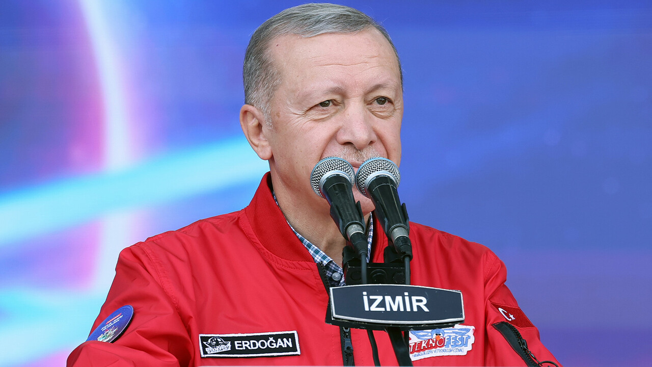 Erdoğan'dan gençlere müjde: Aile ve gençlik bankası teklifini yakında TBMM'ye sunuyoruz görseli