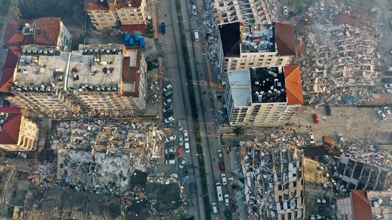 Depremde 36 kişinin öldüğü apartmanın mimarıyla ilgili yeni gelişme görseli