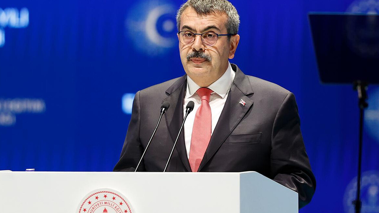 Sondakika! Ara tatiller kalkıyor mu? Bakan Tekin açıkladı görseli