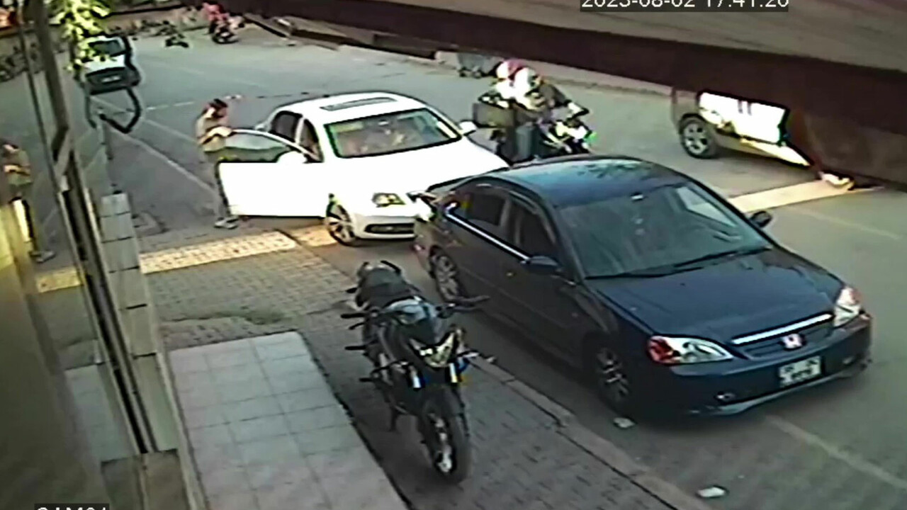 Fırına gelen uncuyu gasp ettiler: O anlar saniye saniye kameraya yansıdı görseli