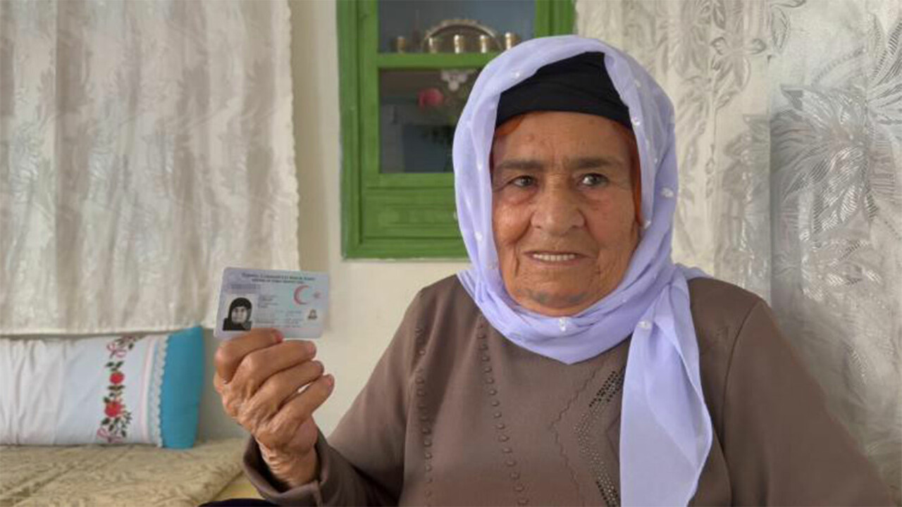 Cumhuriyetle aynı yaşta! Rabia nine o günleri anlattı görseli