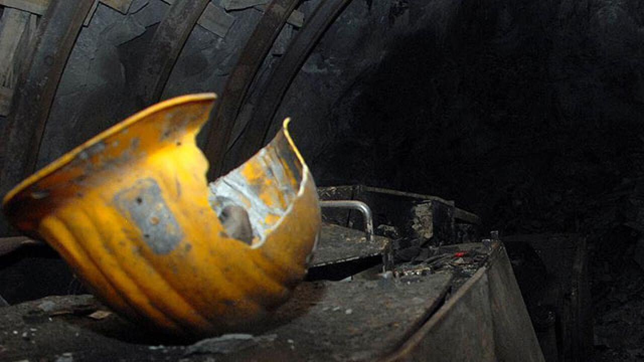 Altın madeninde göçük faciası! 73 kişi hayatını kaybetti görseli