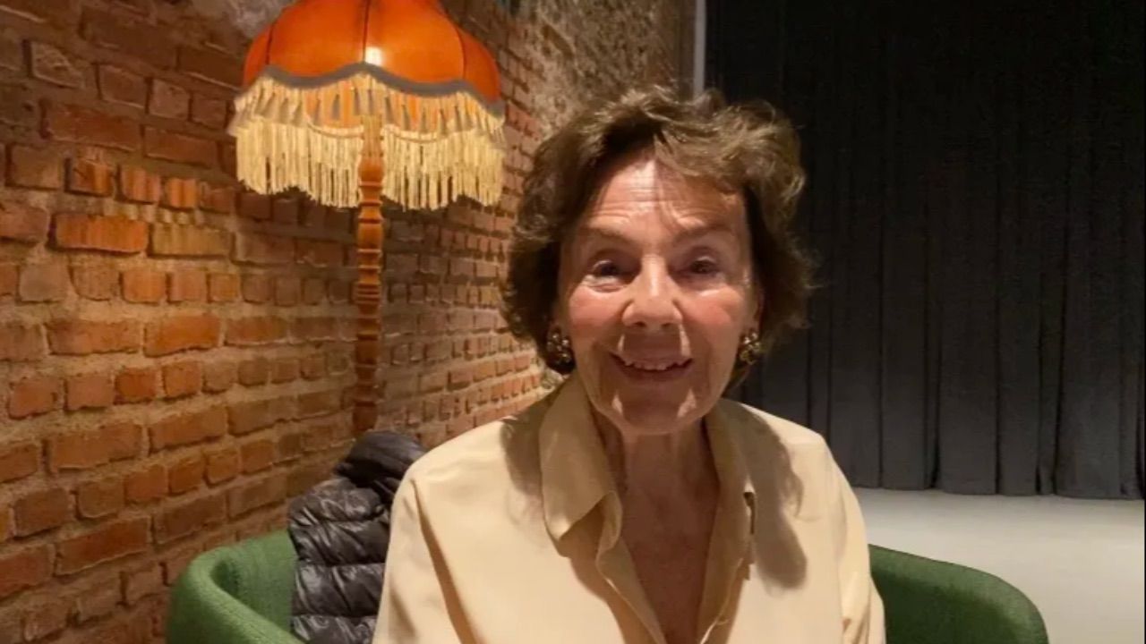 Babasını 21 yaşında Hindistan'da tanıdı: Savaş muhabiri Osmanlı torunu Kenize Murad'ın sürgün hayatı görseli