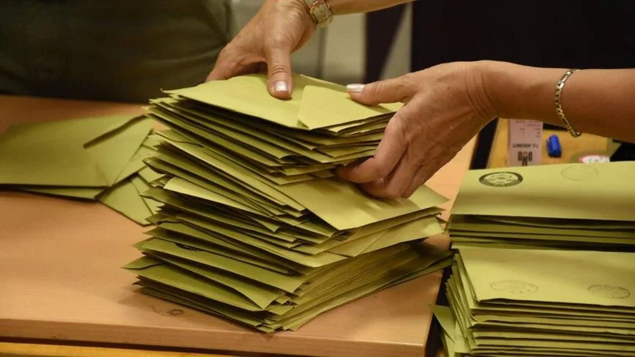 İYİ Parti Ordu Büyükşehir Belediye Başkan adayı Enver Yılmaz yüzde kaç oy aldı? Ordu'da kim önde? görseli