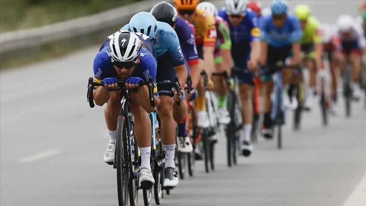 İstanbul'da  28 Nisan Pazar günü 59. Cumhurbaşkanlığı Türkiye Bisiklet Turu nedeniyle bazı yollar trafiğe kapatılacak görseli