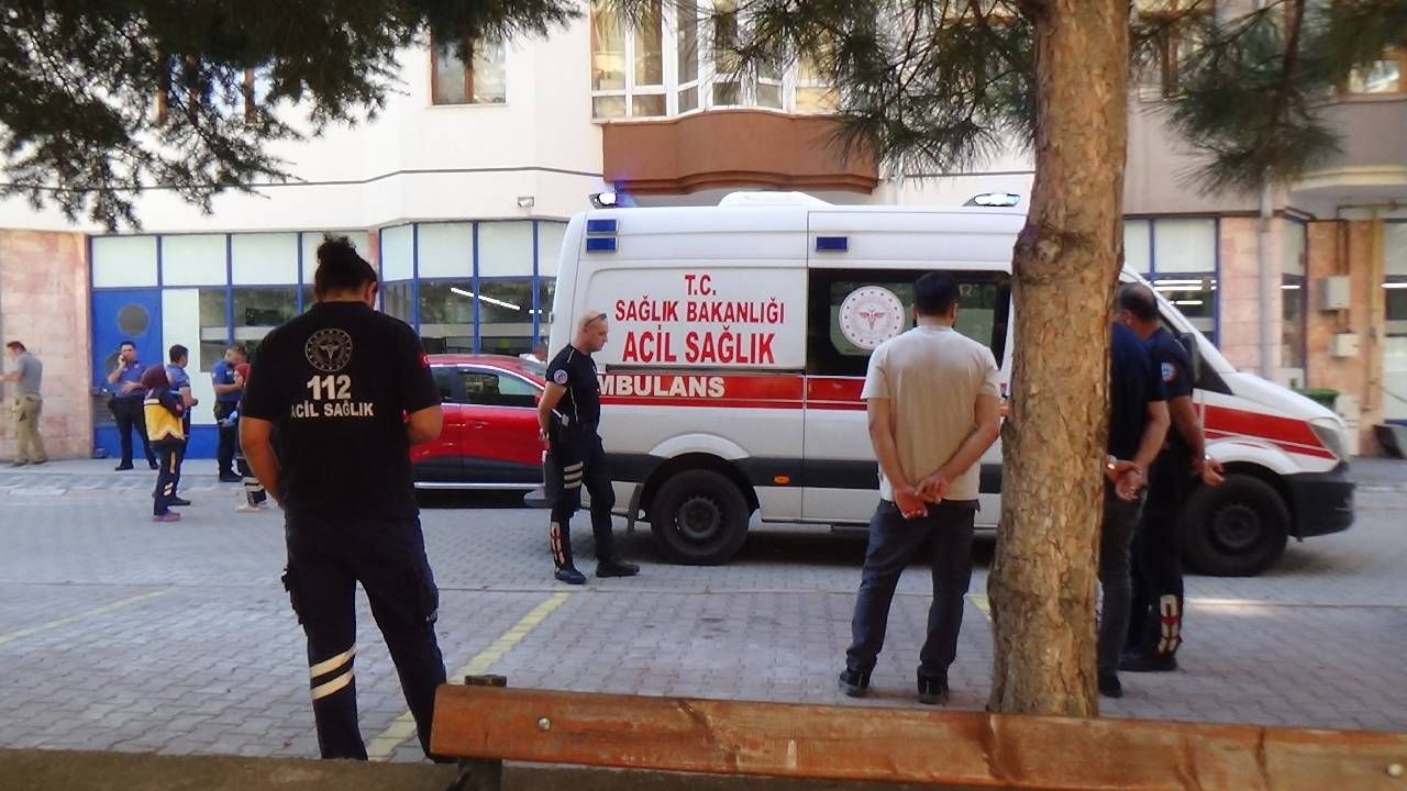 Kayseri'de şüpheli ölüm: 11. kattan düştü! görseli