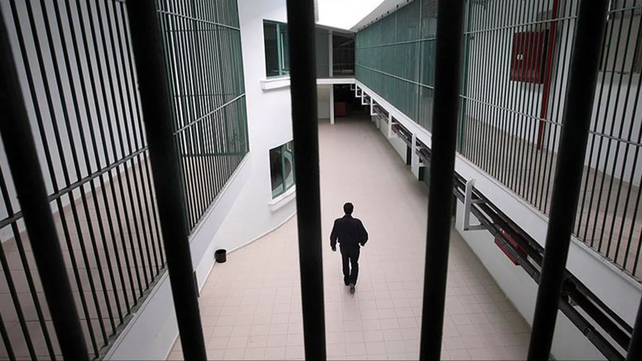 Gardiyanlık KPSS taban puanı 70 olarak belirlendi görseli