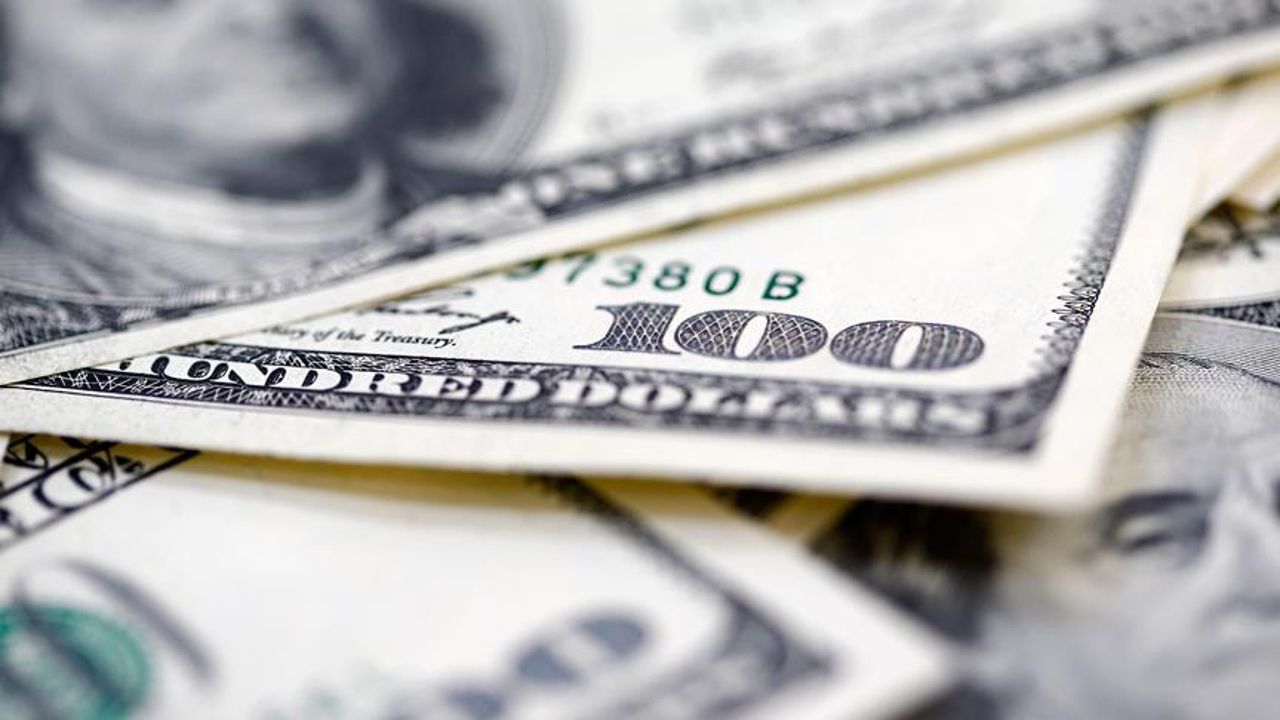 Dikkat çeken 'reel faiz' detayı! Dolar dünyada güçlenirken Türkiye’de neden düşüyor? görseli