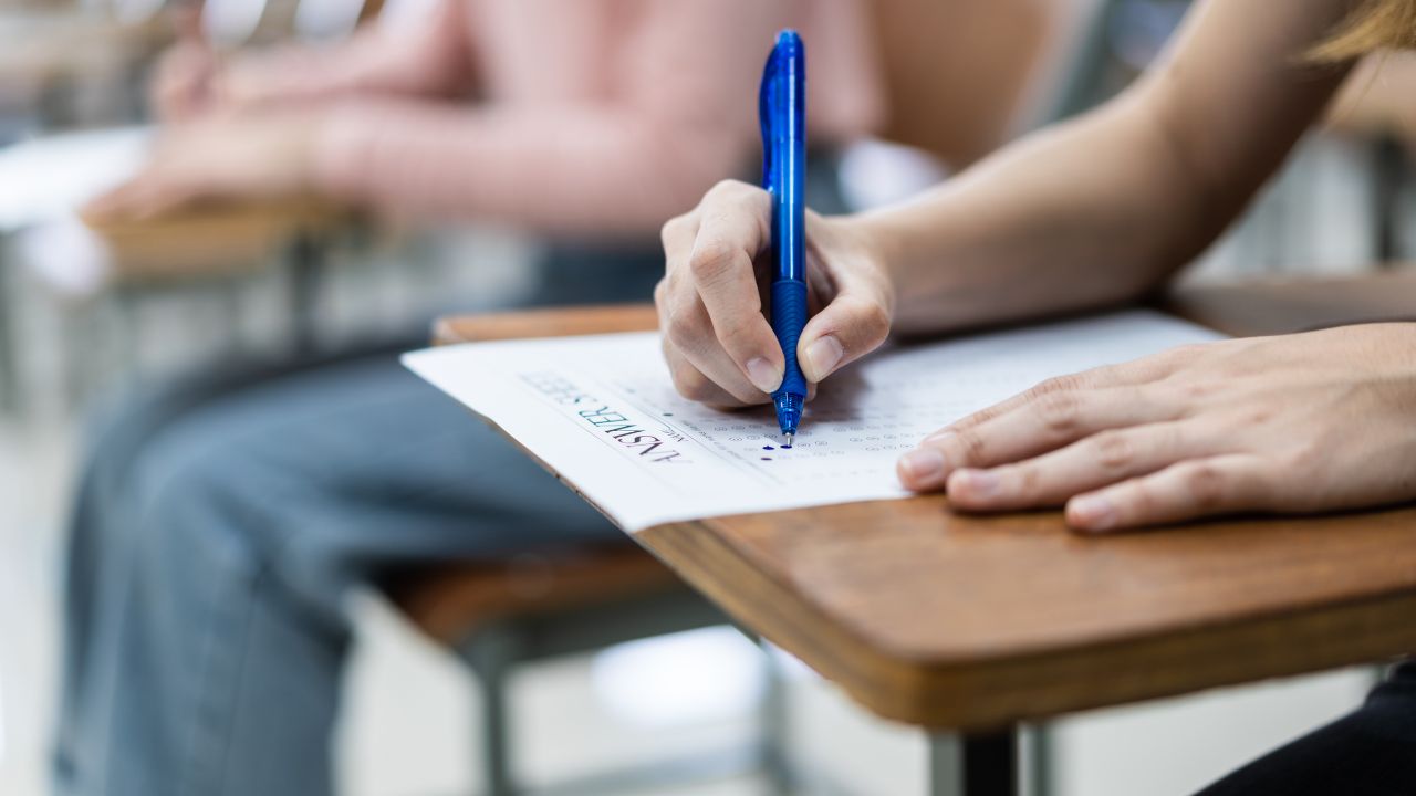 AÖF sınav sonuçları açıklandı mı? AÖF vize sınavları 7-8 Aralık'ta yapıldı görseli