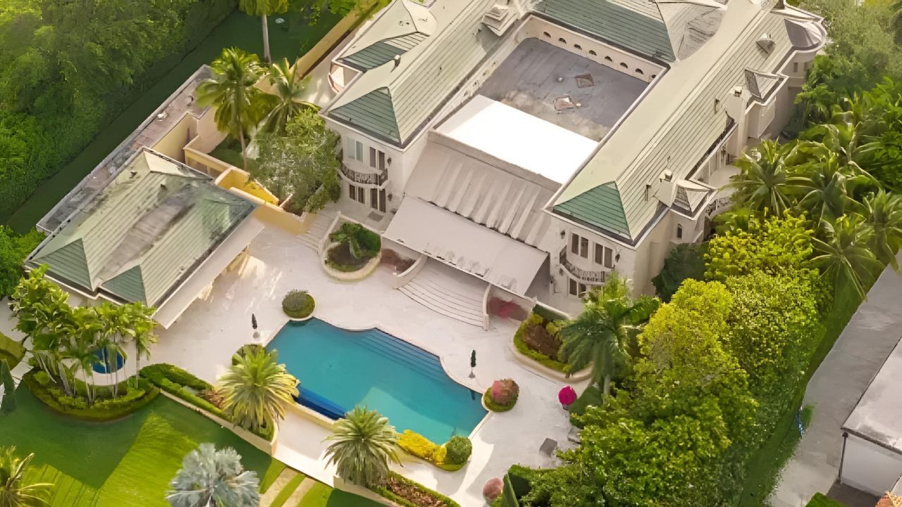 Jeff Bezos'un ayak bastığı yer değerleniyor! Boş arsa için istedikleri ücret ağızları açık bıraktı görseli