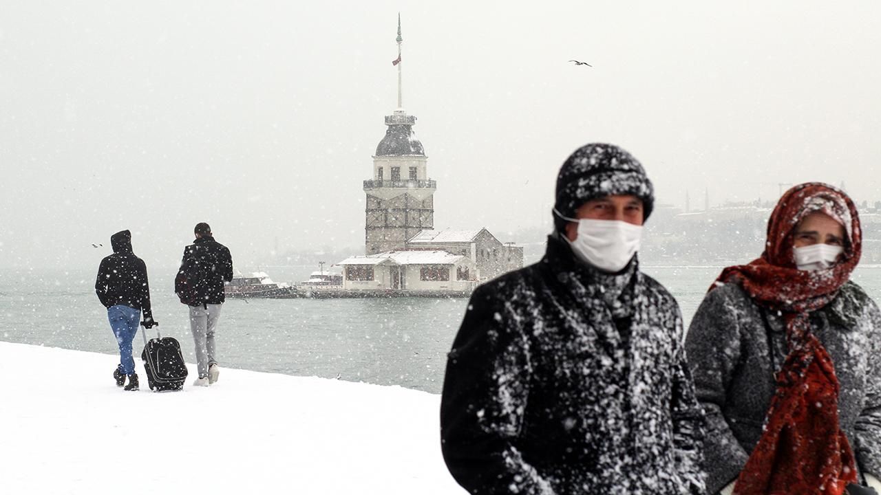 Yaz geldi derken kış dönüş biletini aldı! Tarih netleşti, İstanbul beyaza bürünecek görseli