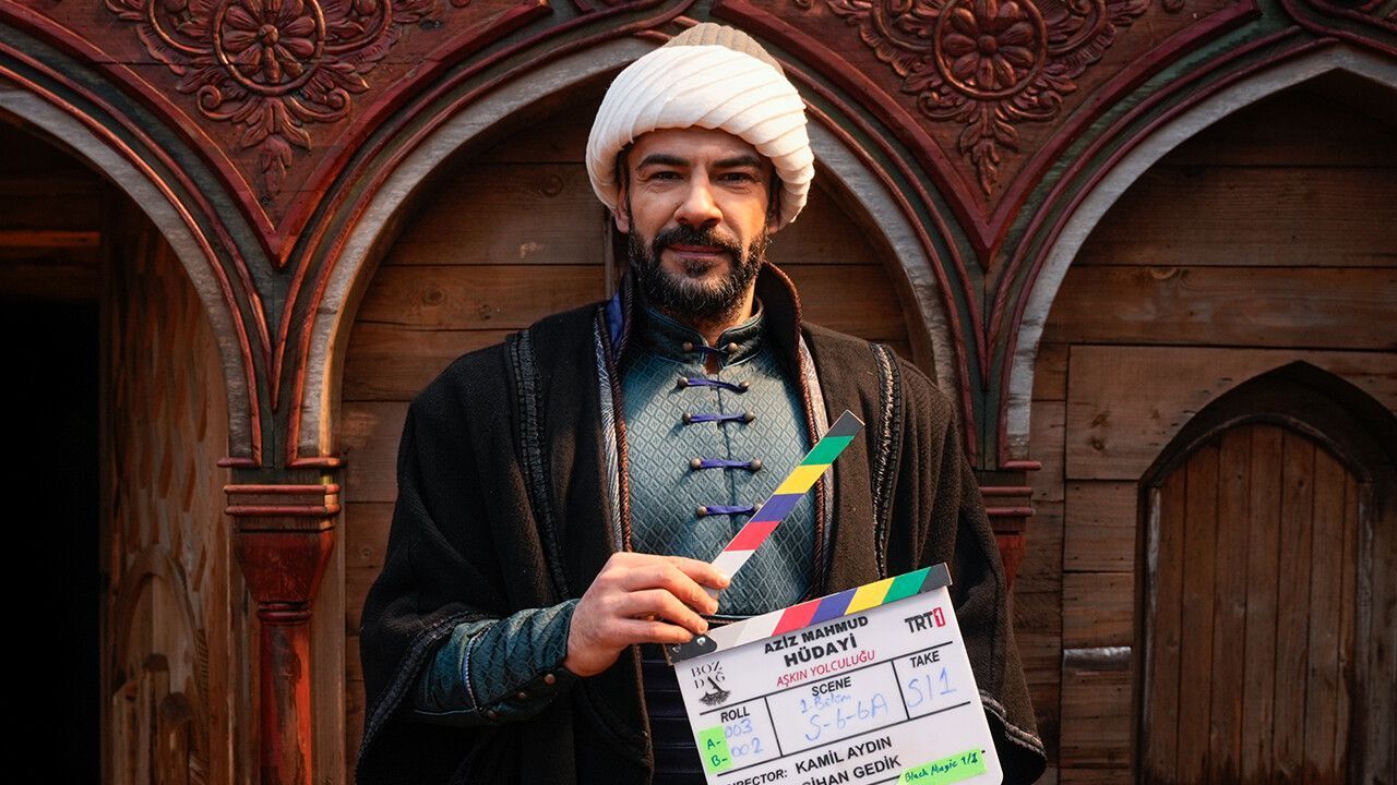 Oyuncu Rüzgar Aksoy baba oldu! Çocuğuna verdiği isim dikkat çekti görseli