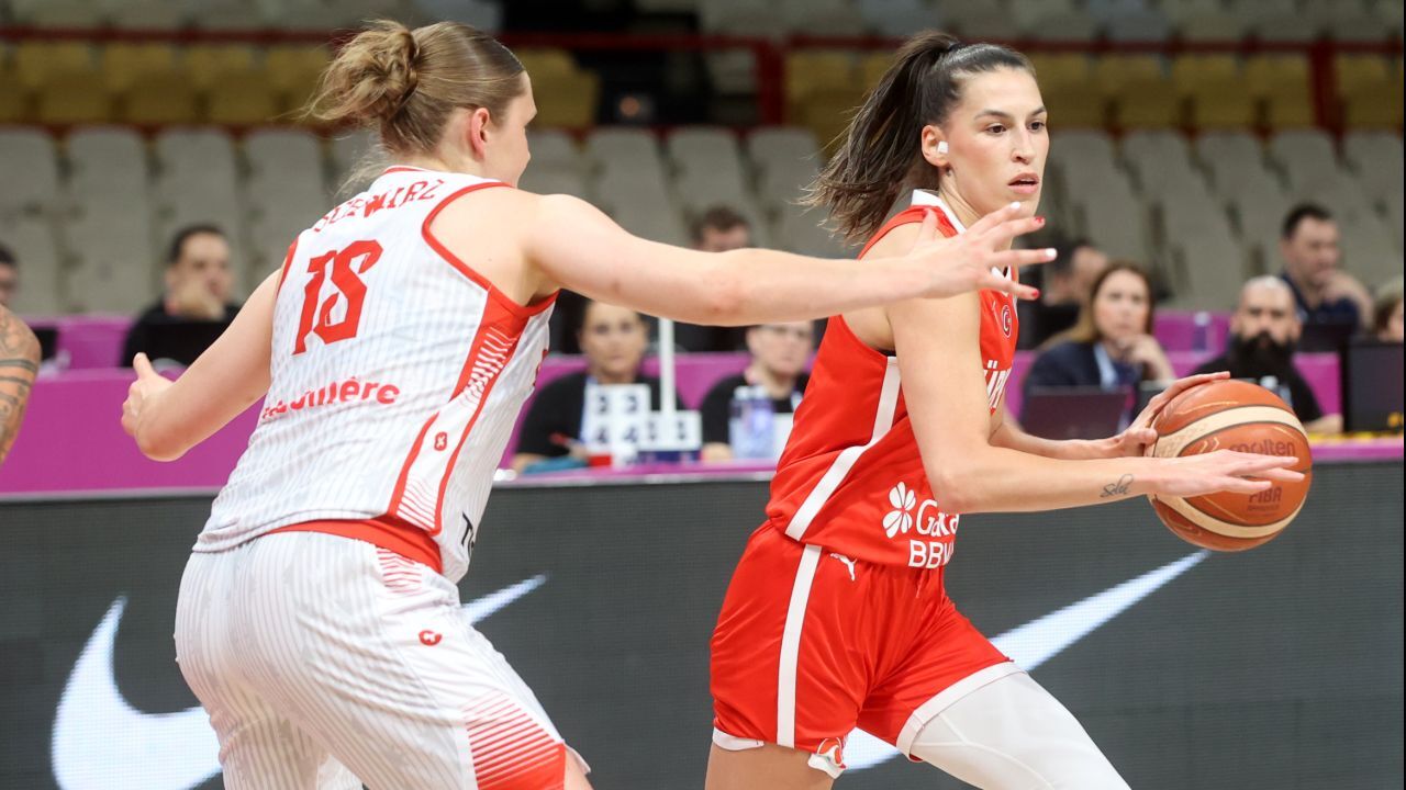 Potanın Perileri'nden farklı galibiyet! Türkiye, İsviçre'yi 91-67 devirdi görseli