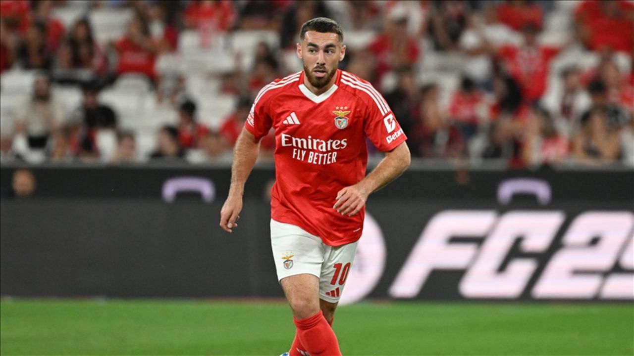 Orkun Kökçü neden yok, oynamıyor? Benfica Bayern Münih maçı ilk 11'de yer almadı görseli