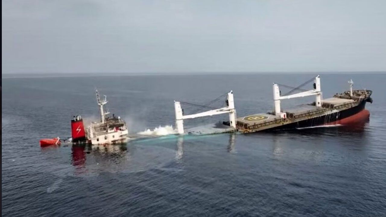 Batan gemide öldükleri sanılıyordu! 10 kişinin hayatta olduğu ortaya çıktı