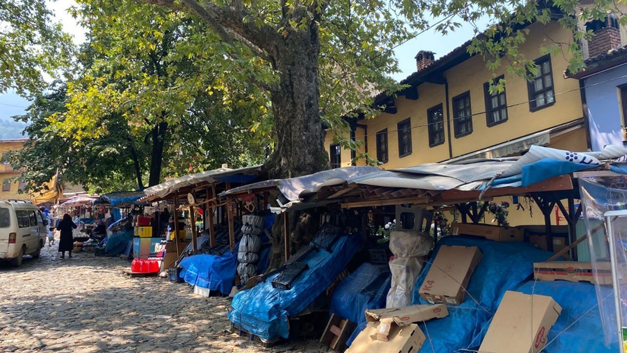 700 yıllık ünlü köy karıştı: Belediye müdahale etti, köylü tepki gösterdi... Cumalıkızık'ta yeni düzen tartışması!