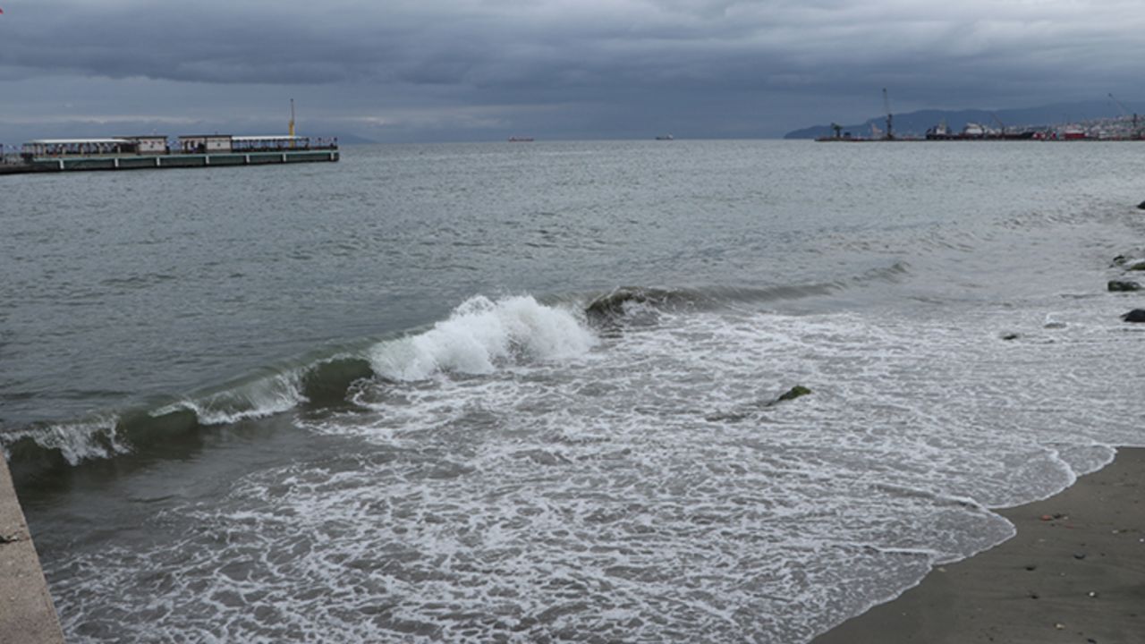 Tekirdağ'da denize girmek yasak mı? Valilikten açıklama geldi