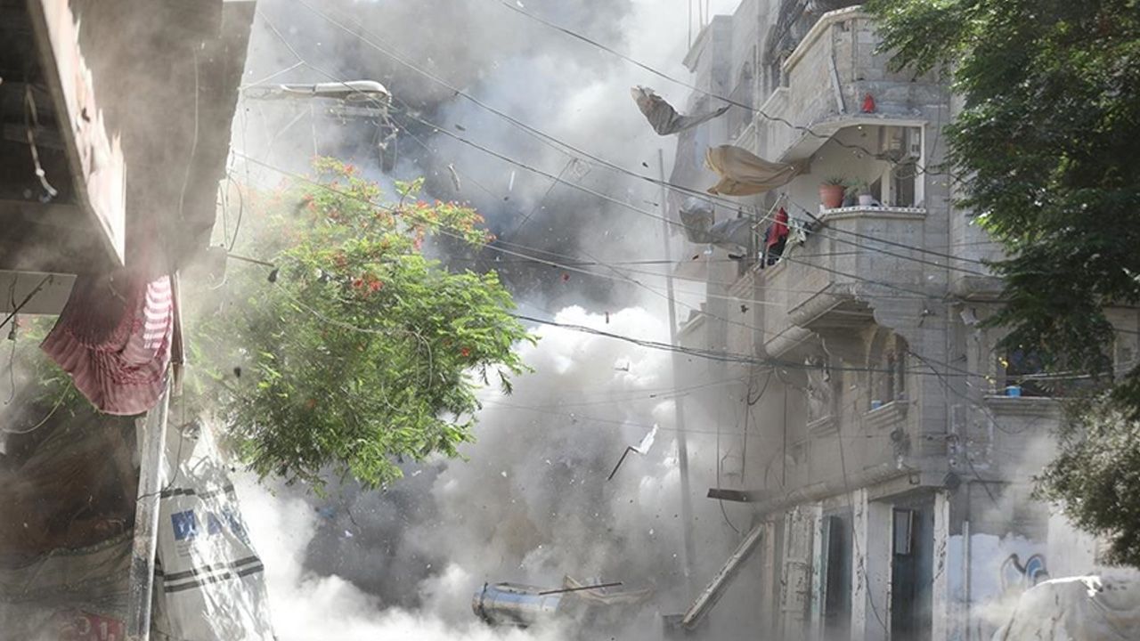 İsrail, Kızılay karargahını bombaladı! Ölü ve yaralılar var