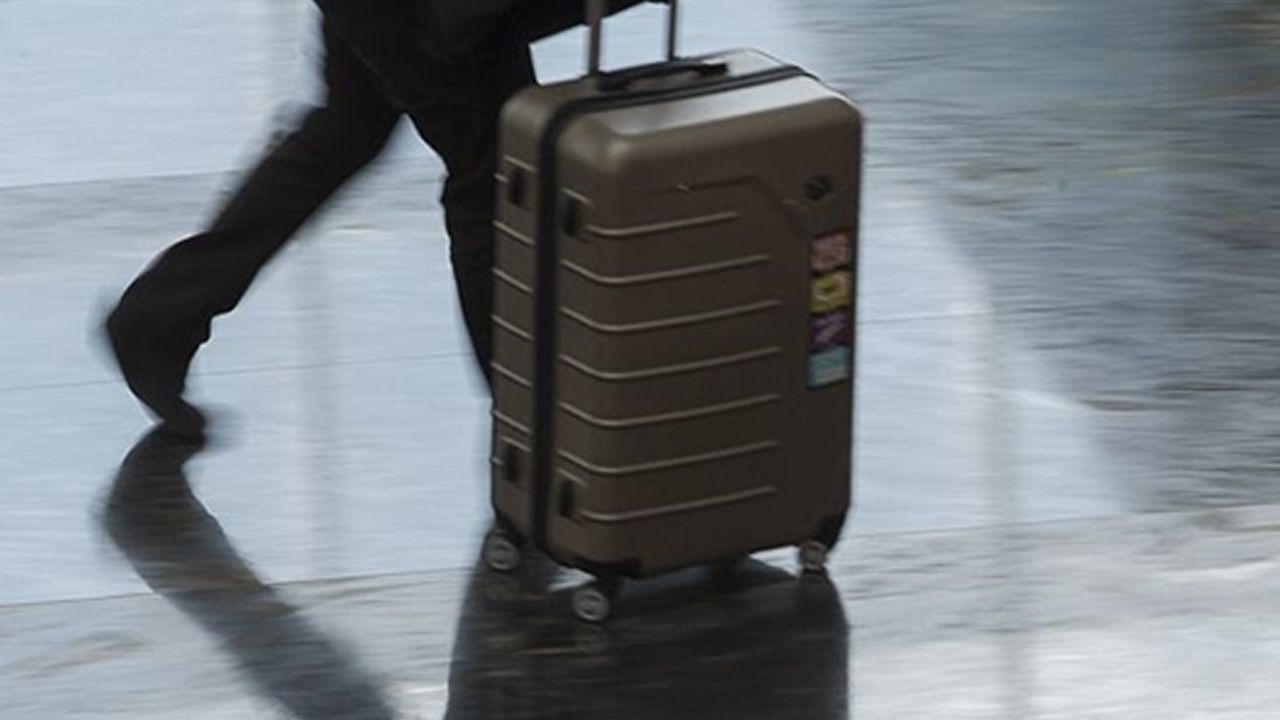 Otobüs bagajında inanılmaz olay! Valizden 2 yaşında çocuk çıktı