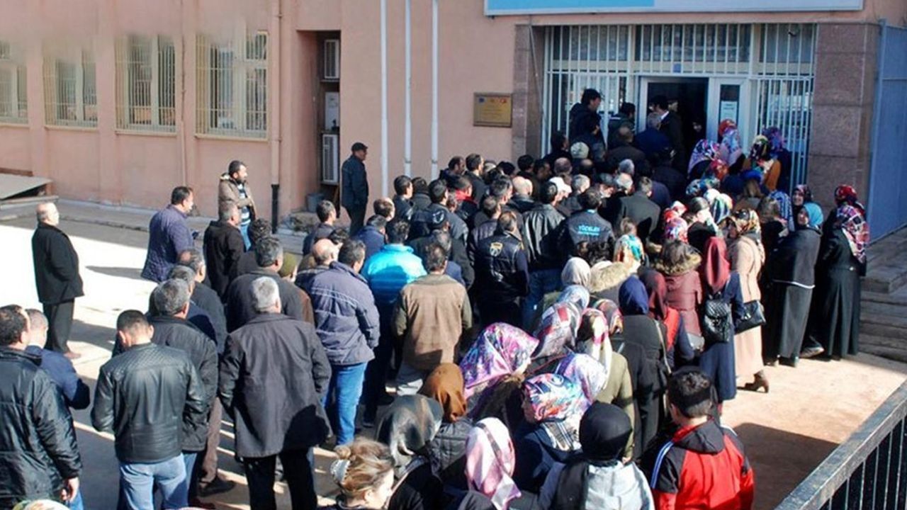 Bakanlığa 4 bin 400 personel alınacak! Başvurular başladı, işte kadrolar