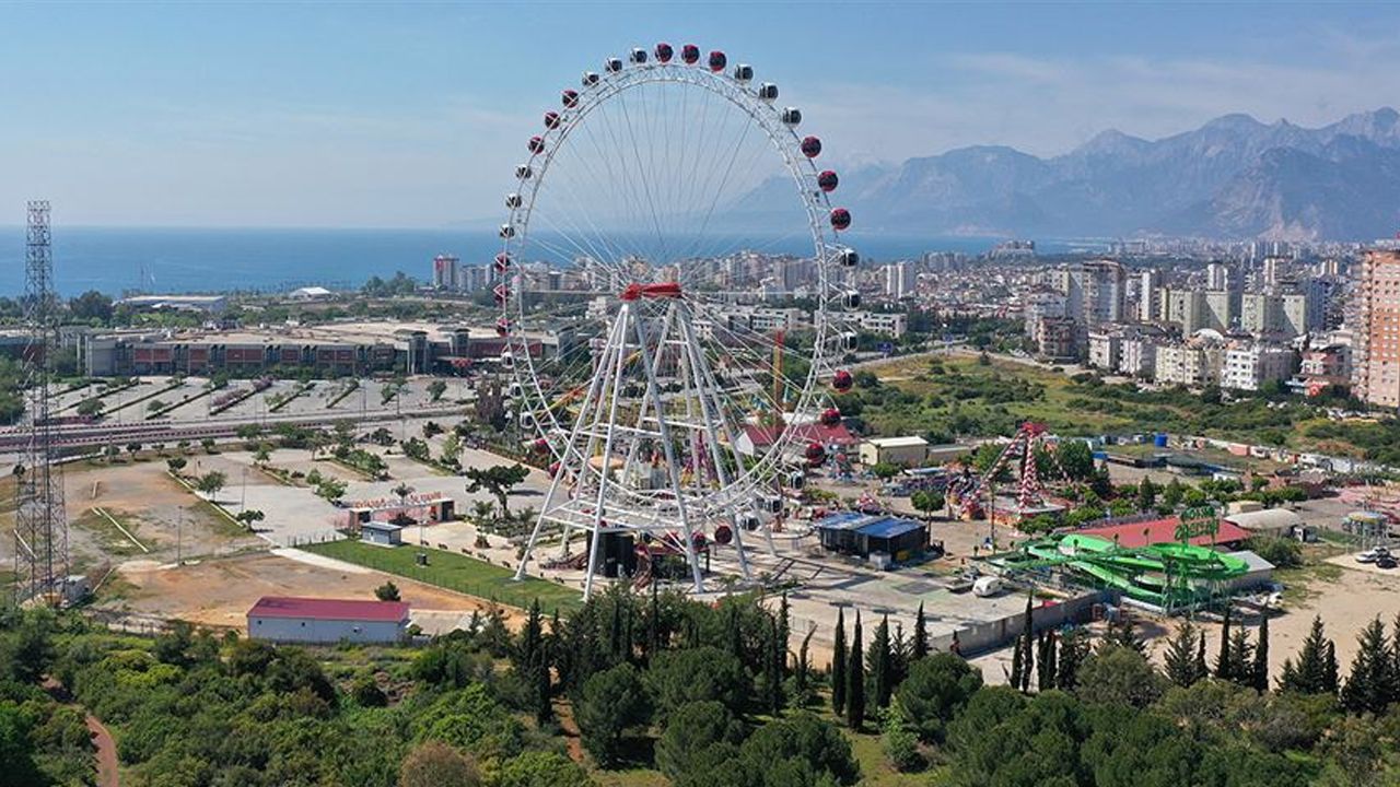 Dünya lunaparklarına Türk damgası! 143 ülkeden 223 milyon dolarlık gelir sağlandı