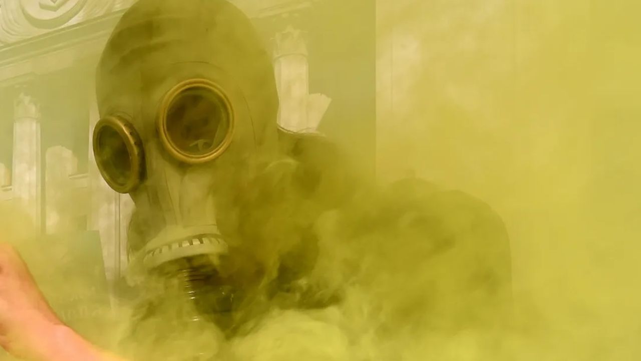 Komşuda klor gazı ülkeyi esir aldı! 600