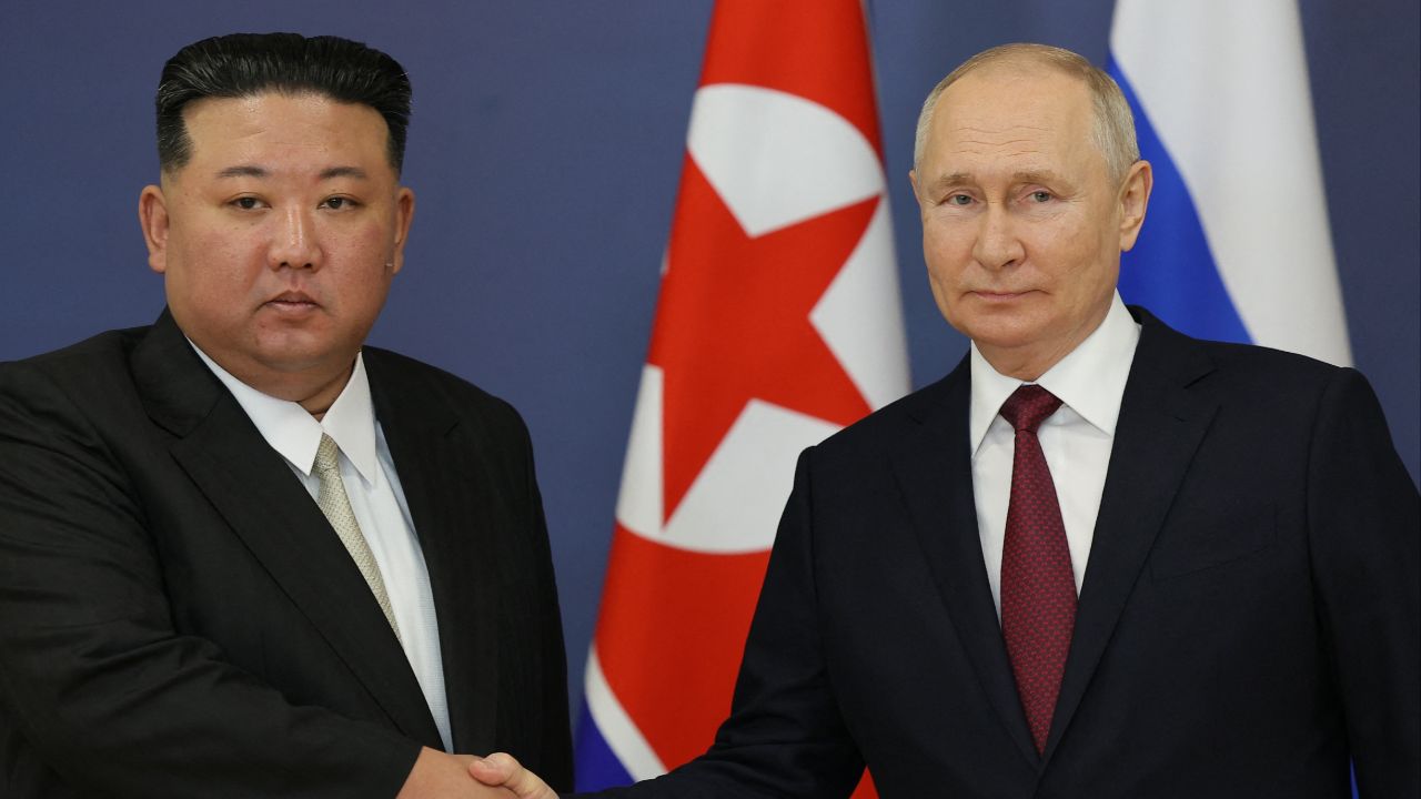 Alaska zirvesi öncesi kritik görüşme! Putin ve Kim Jong Un