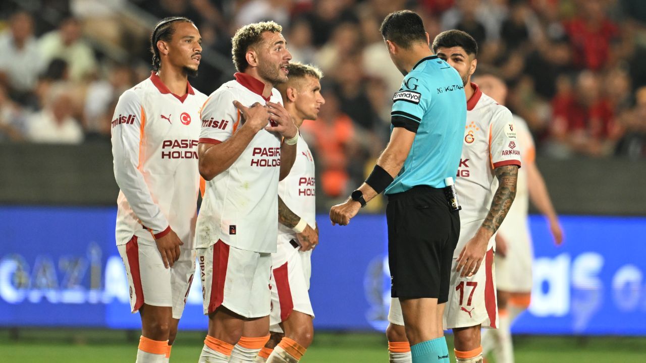 Gaziantep - Galatasaray maçının VAR kayıtları açıklandı! Penaltı ve kırmızı kart anı!