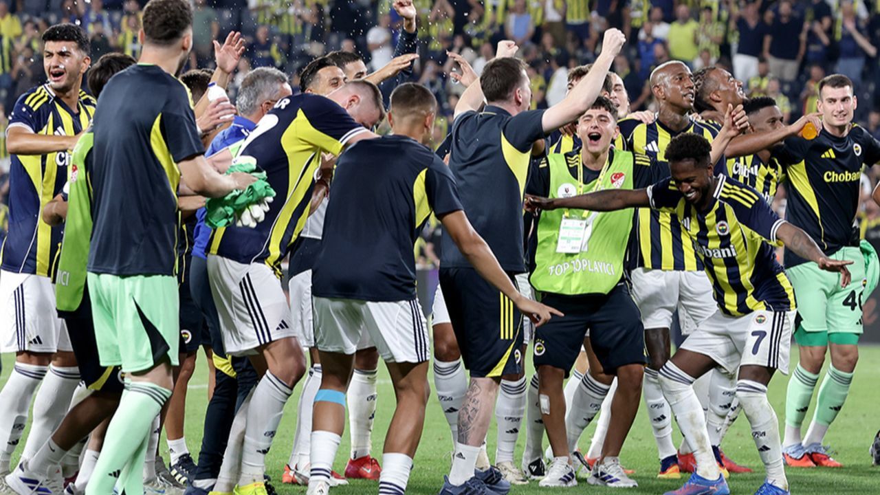 Fenerbahçe - Benfica maçı ne zaman ve hangi kanalda? Fener UEFA Şampiyonlar Ligi play-off turuna çıktı