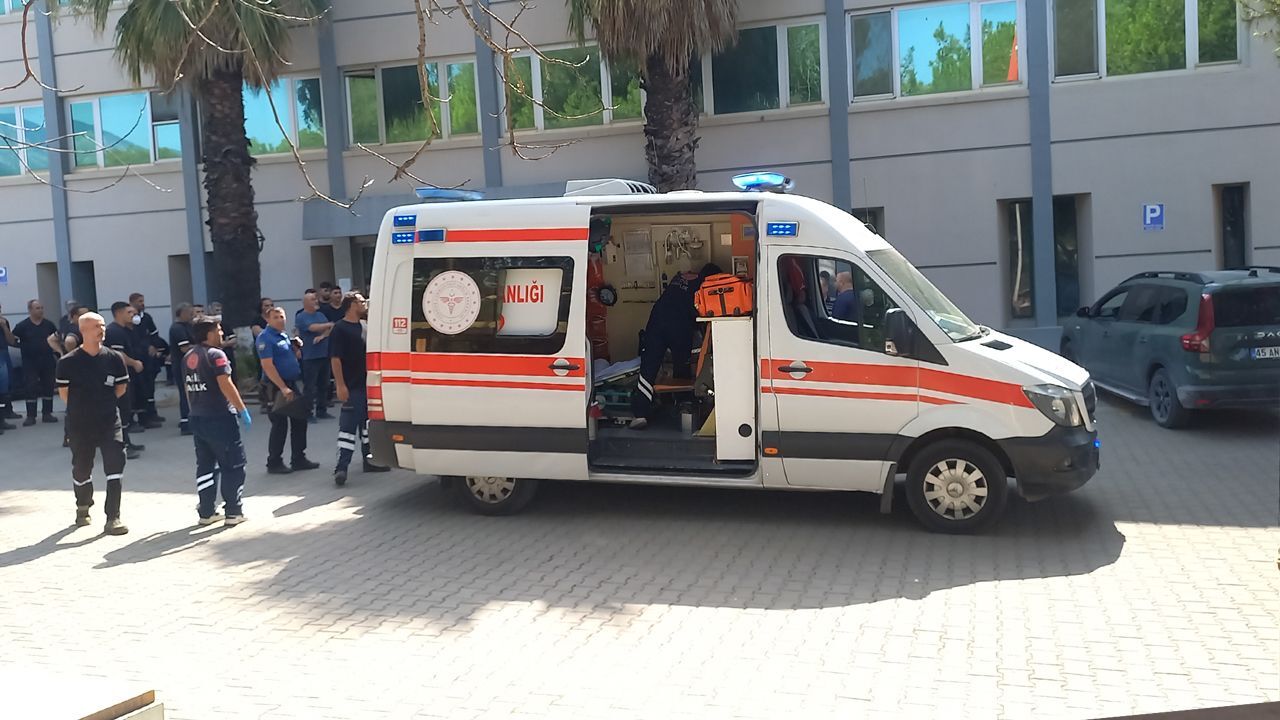 Manisa'da fabrikada kimyasal buhar zehirlenmesi: 3 kişi hastanelik oldu