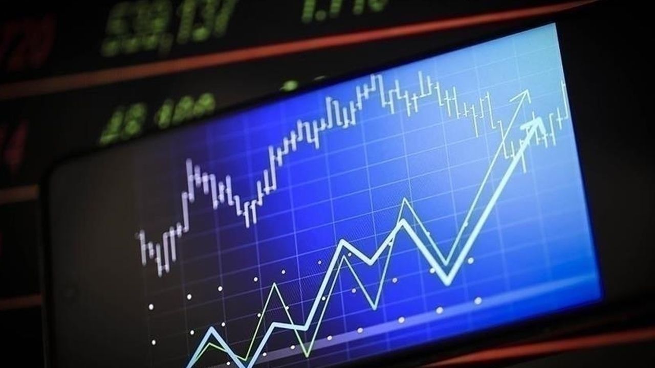 Satışlar 1 yılda %14,5 yükseldi! 3 otomotiv hissesi için hedef fiyat geldi