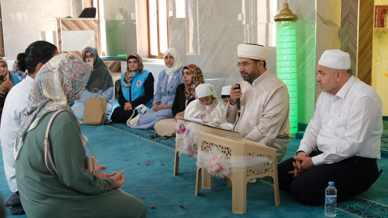 Kıtalar aşarak geldi, İslamiyeti seçti! ABD'li King Müslüman oldu