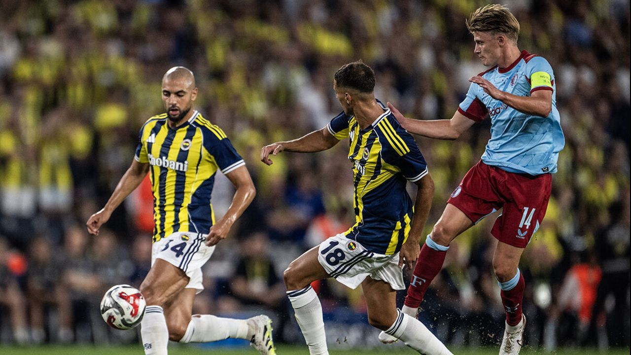 Mert Müldür sakatlandı mı? Fenerbahçe'nin yıldızı ameliyat olacak