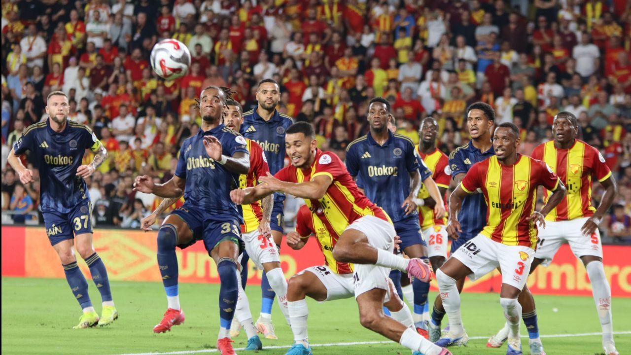 Göztepe Fenerbahçe maçında kimler kırmızı kart gördü?