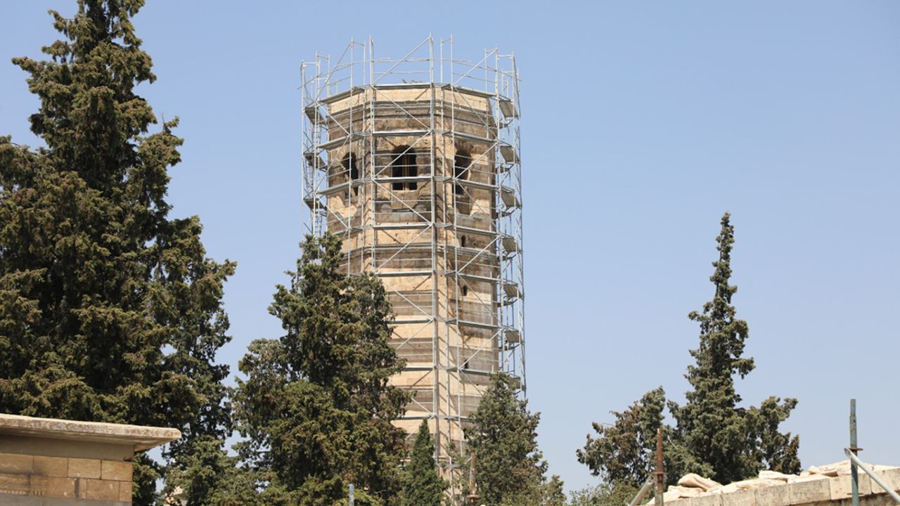 Depremin vurduğu camiler yarıda kaldı! Valilik sayı vererek açıkladı